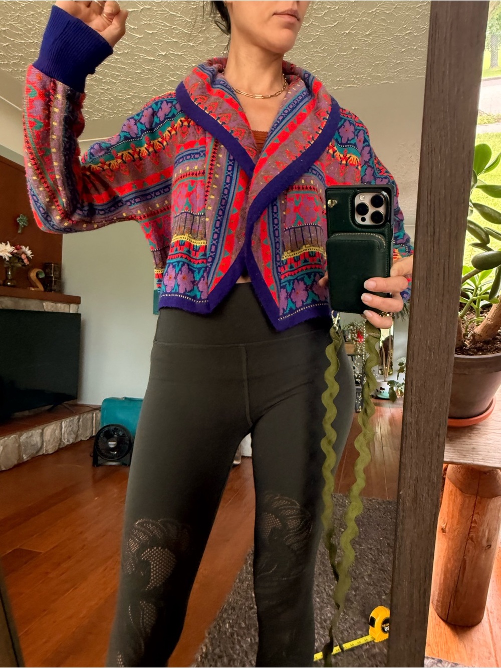 Vintage Bloomingdale's 100% Wool Shawl-Collar Crop Cardigan - Picture 2 of 8